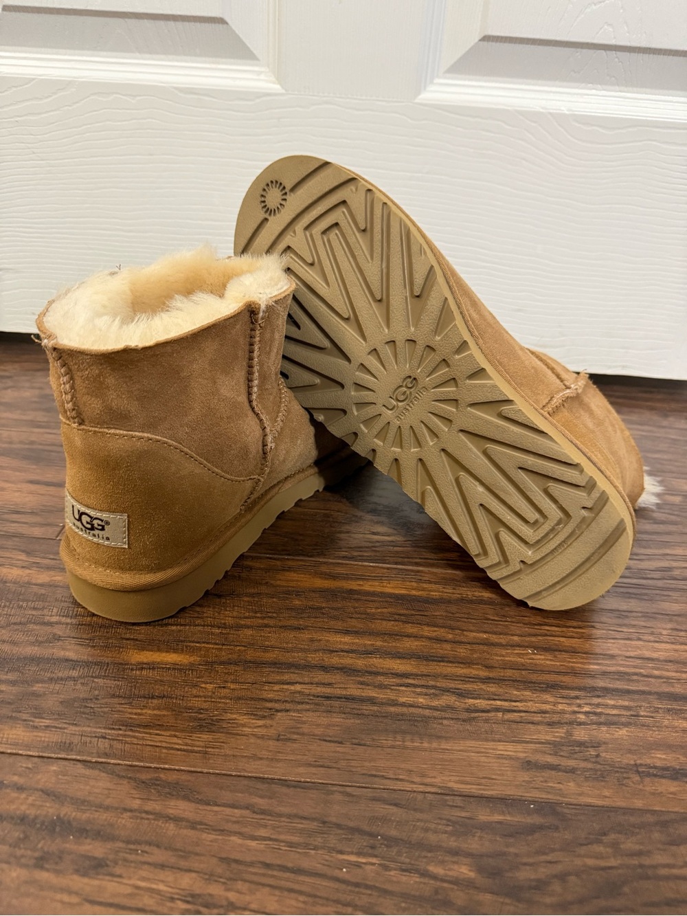 UGG Mini Classic Boot in Chestnut Suede